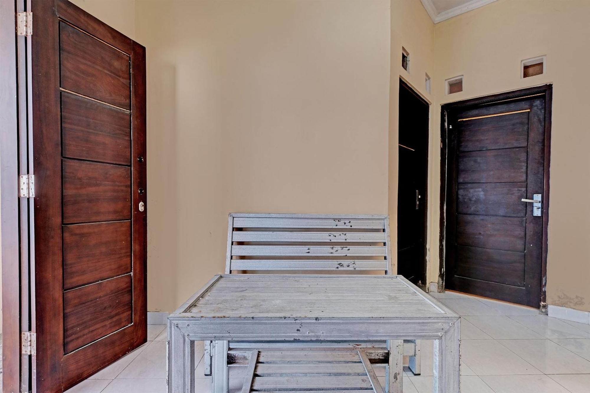 Spot On 92934 Nusantara Syariah Yogyakarta Exterior photo