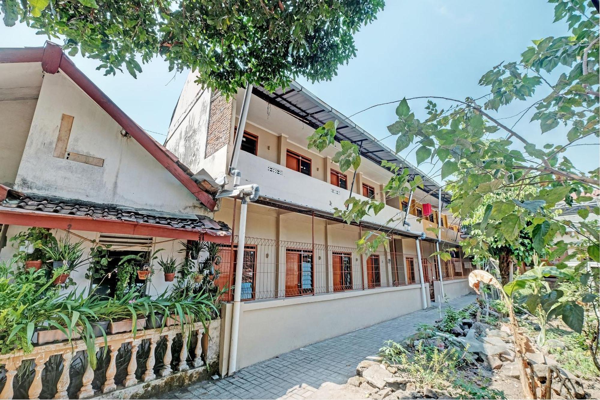 Spot On 92934 Nusantara Syariah Yogyakarta Exterior photo
